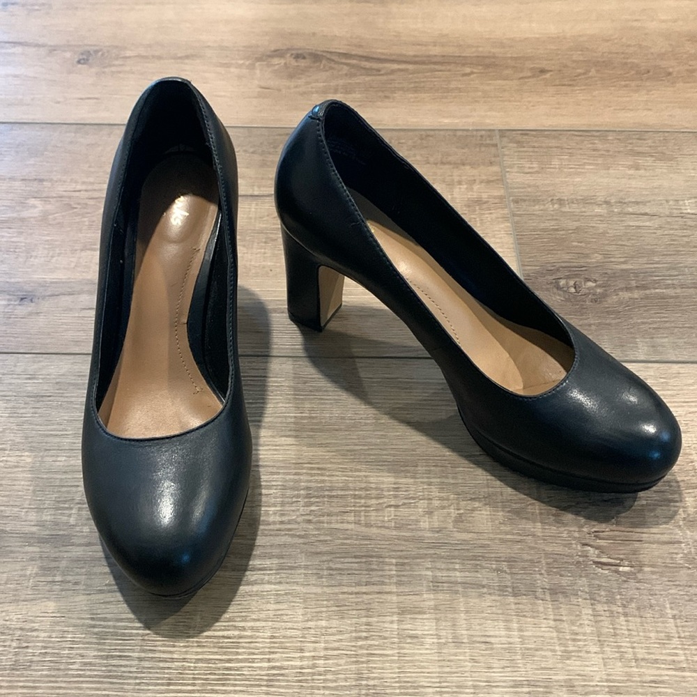 Clarks Black Heels/Pumps